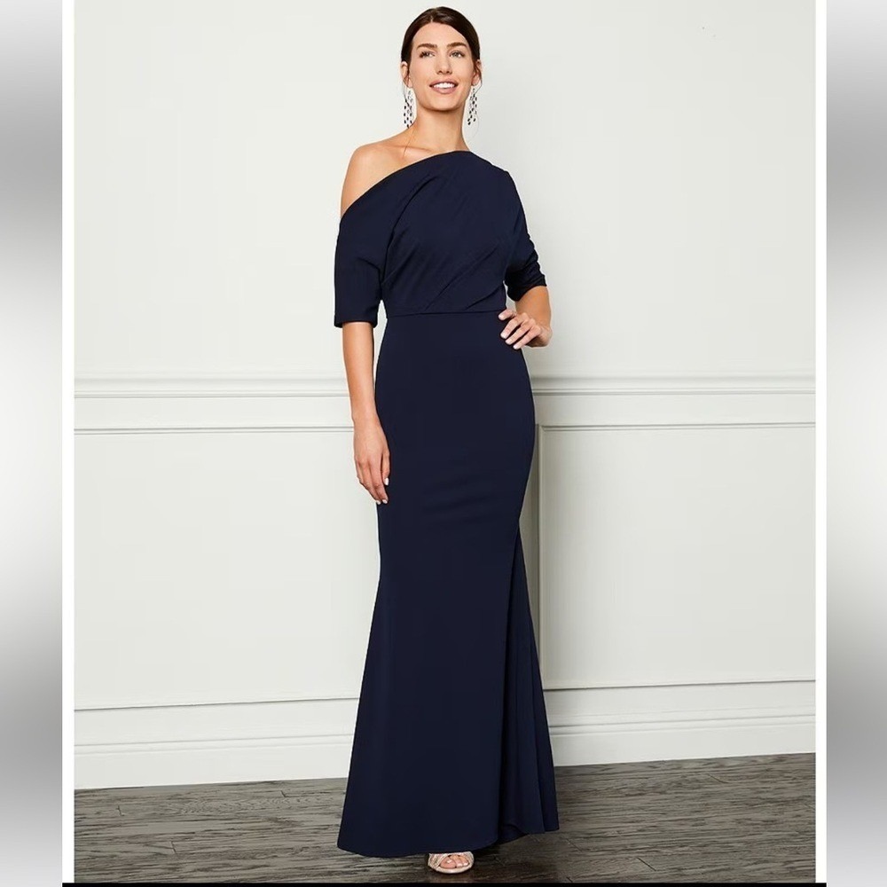 Betsy & Adam Scuba Crepe Asymmetric One Shoulder Short Sleeve Gown, Navy, 4, NWT